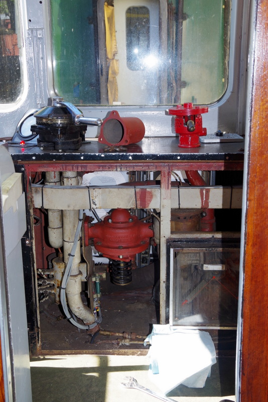 Class 104: Vacuum feed valve