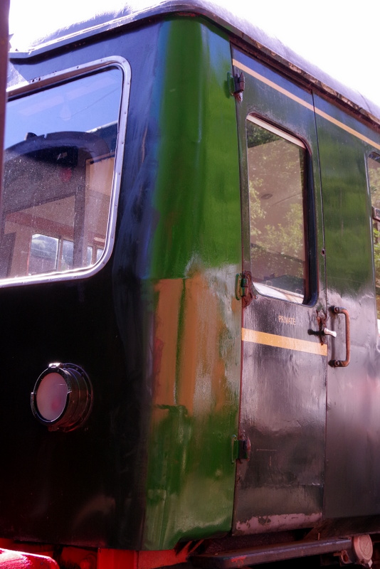 Class 105: Cab paintwork after painting