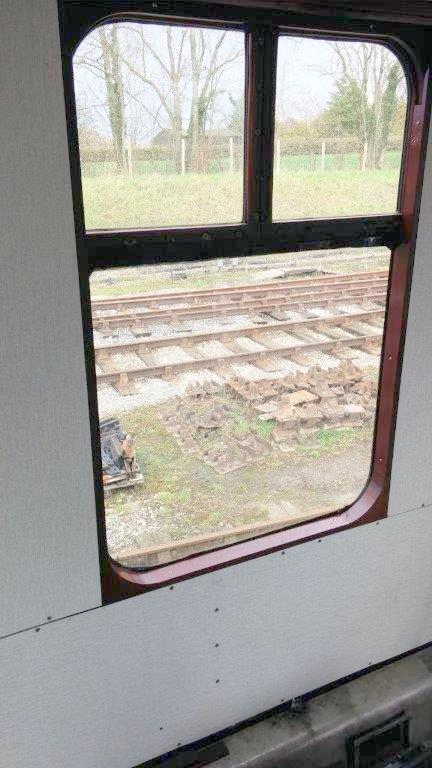 Class 100: Half window in first class with the new frame fitted