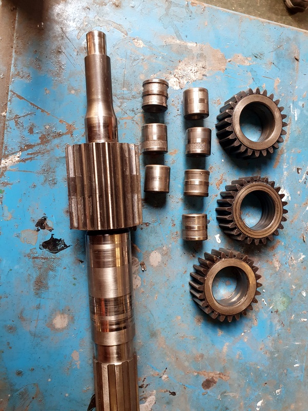 Faulty gearbox components
