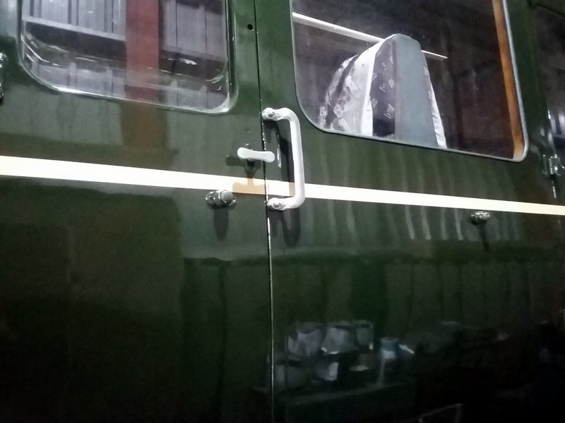 Class 127: Lining and rechromed grab handles