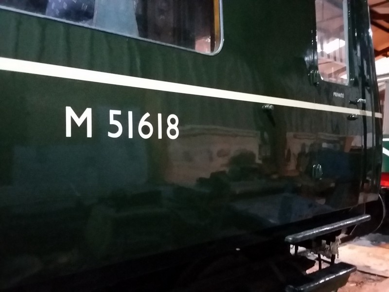 Class 127: Lining and British Railways emblem