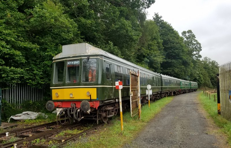Class 108 and Class 109 at Pentrefelin Yard on 15/08/21
