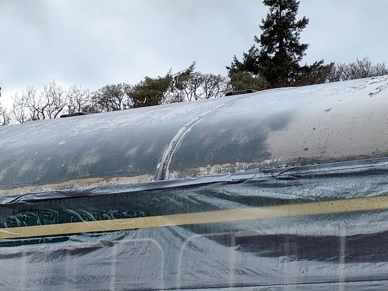 Class 109: A black layer on 50416's roof was resistant to gritblasting