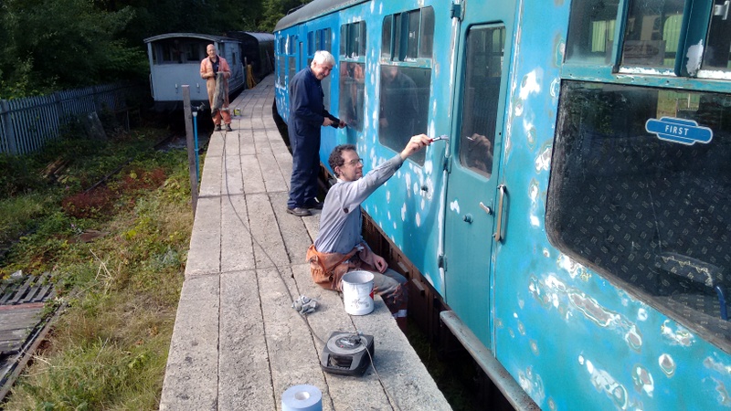 Class 104: Repairing the bodywork on 50528