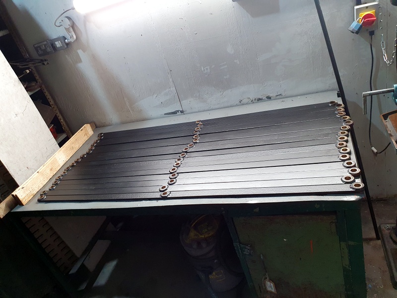 Class 100 and 105: Folding bars for corridor connections