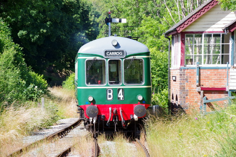 Class 109 departing from the Glyndyfrdwy up platform to Carrog on 02/07/22