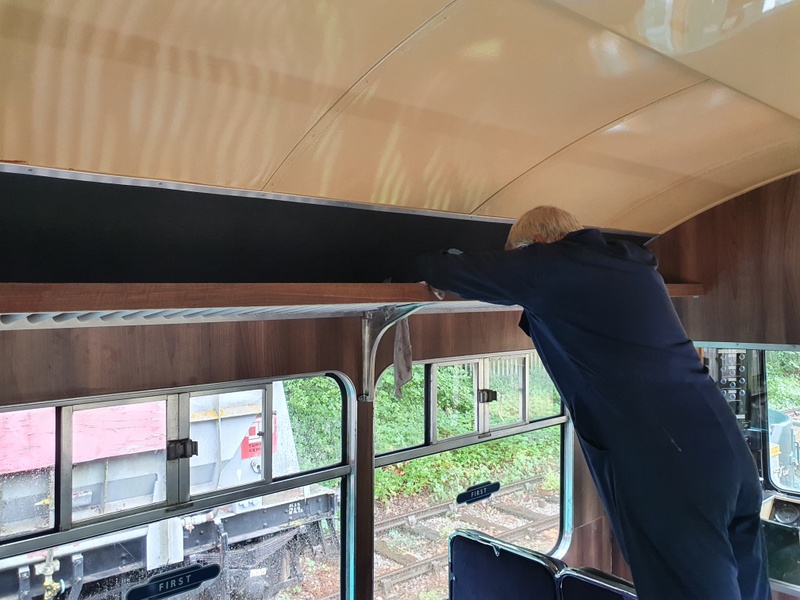 Class 109: Cleaning the luggage racks
