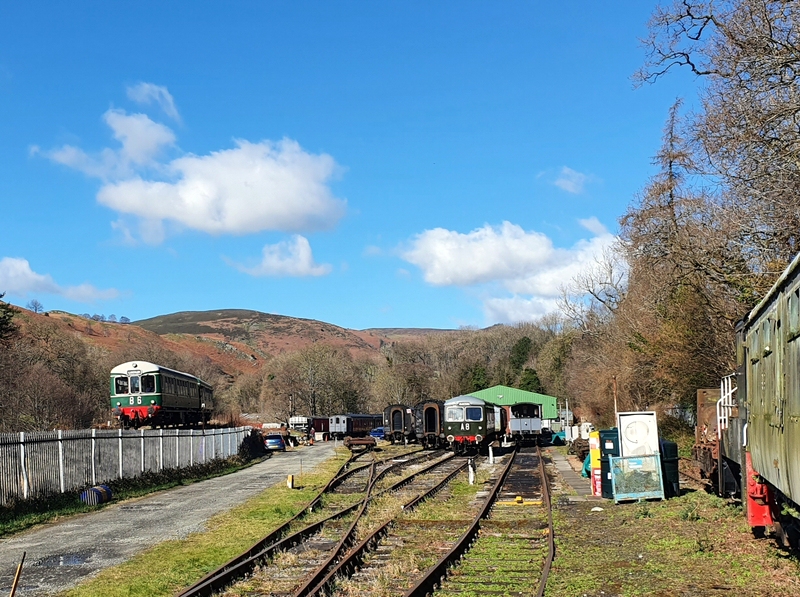 Class 109 passing Pentrefelin with the 11.50 from Carrog on Saturday 05/03/22