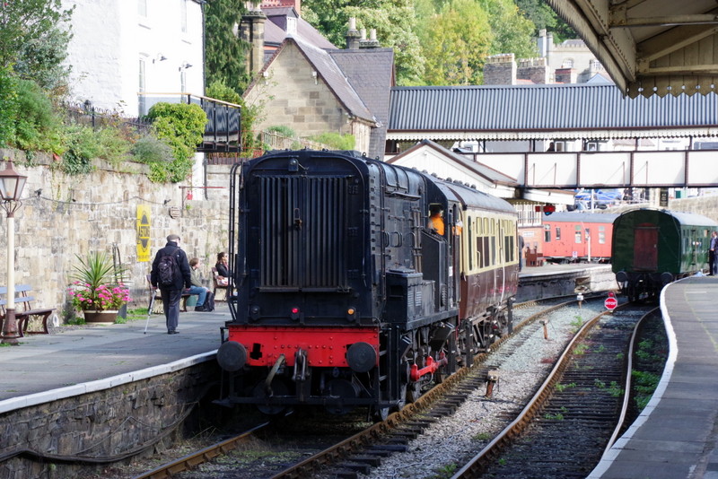 Class 08 doing a shunt release with the observation coach at Llangollen