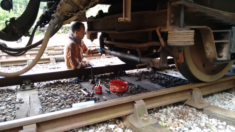 Class 104: Adjusting the brakes on 50454