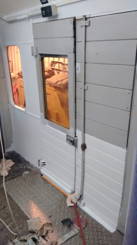 Class 127: Undercoat paint applied in the guard's compartment