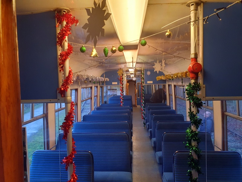 Class 108: Festive decorations for the Sion Corn specials