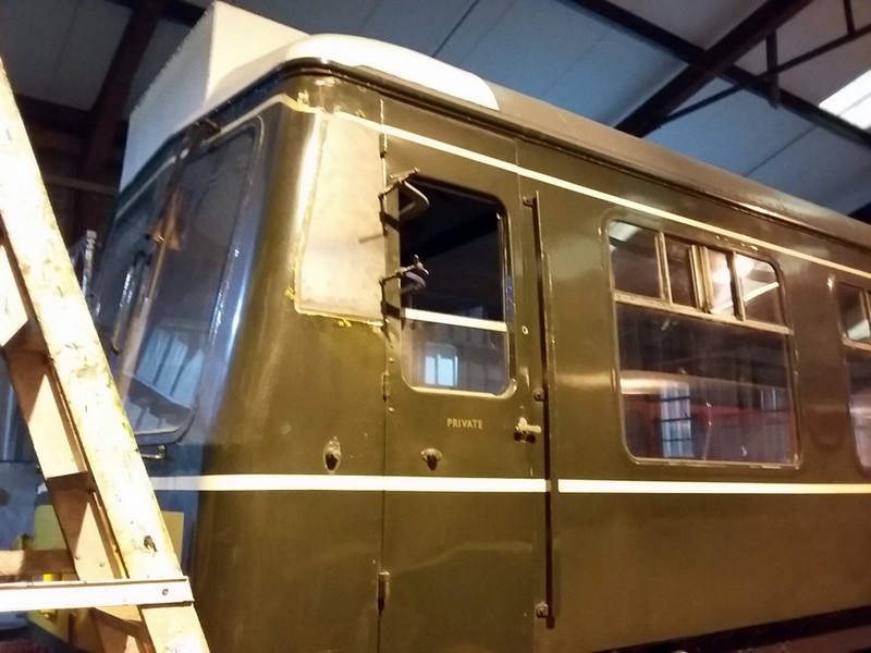 Class 108: Repairing the side of the cab of 51933