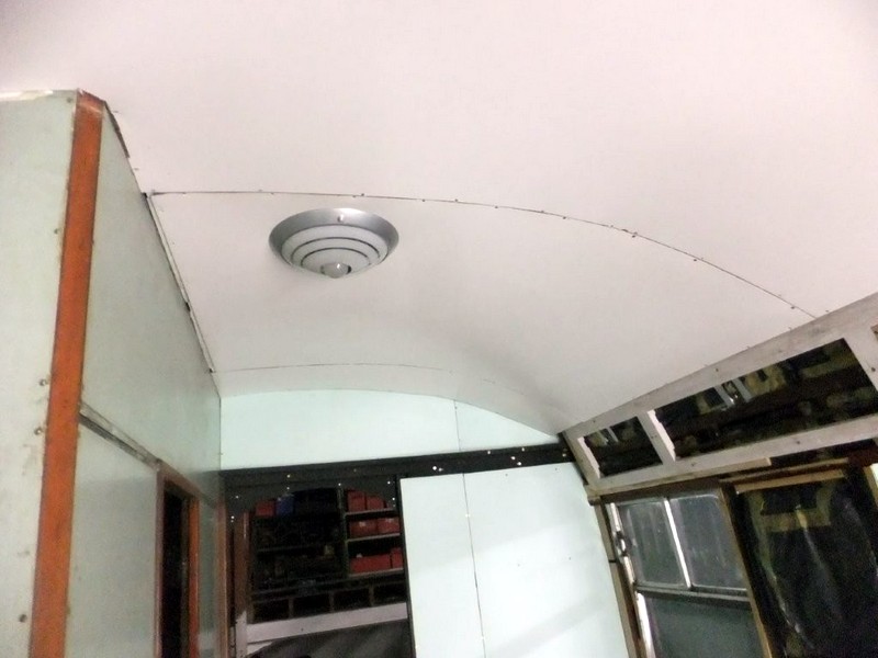 Class 105: Last two ceiling panels and last saloon light fitted