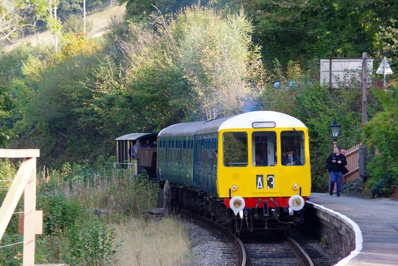 Class 104 plus tail load arriving at Berwyn on 05/10/24