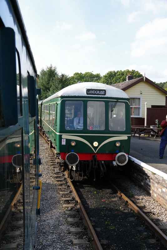 Hybrid class 127/108 at Glyndyfrdwy with a Land Cruise on 05/10/24