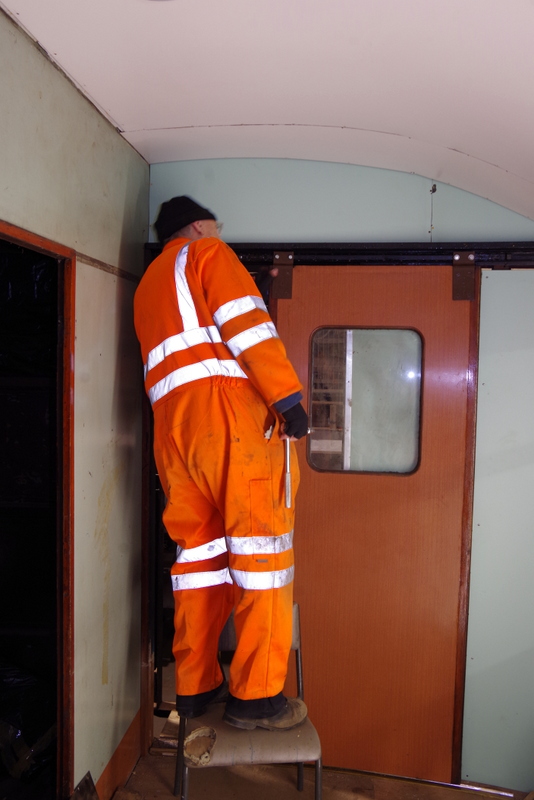 Class 105: Adjusting the sliding end door