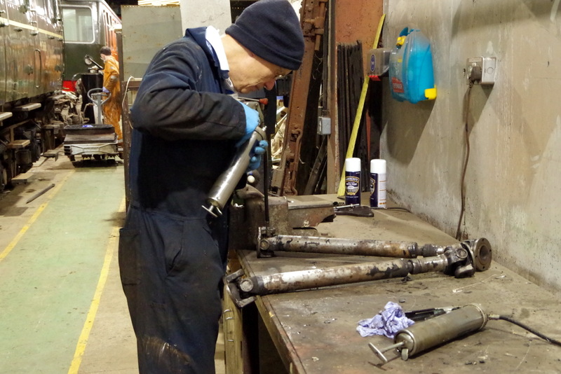 Class 127: Greasing fan drives