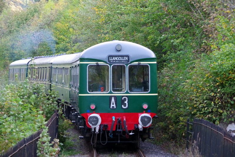 Hybrid class 127/108 and class 109 leaving Berwyn on 05/10/25