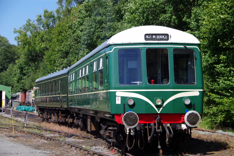 Hybrid class 127/108 at Pentrefelin
