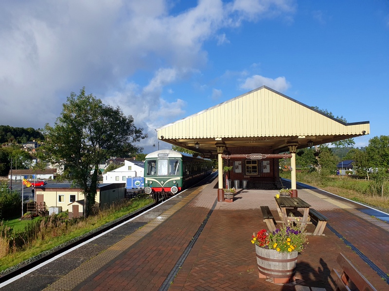 Hybrid class 127/108 at Corwen on 12/09/25