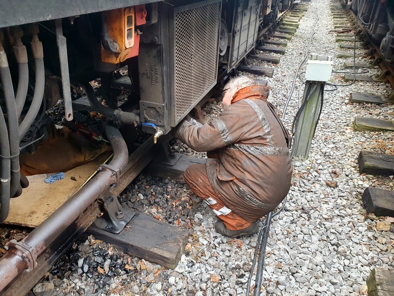 Class 110: Greasing radiator fan bearings