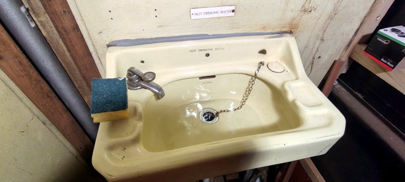 Class 105: Sink with water!