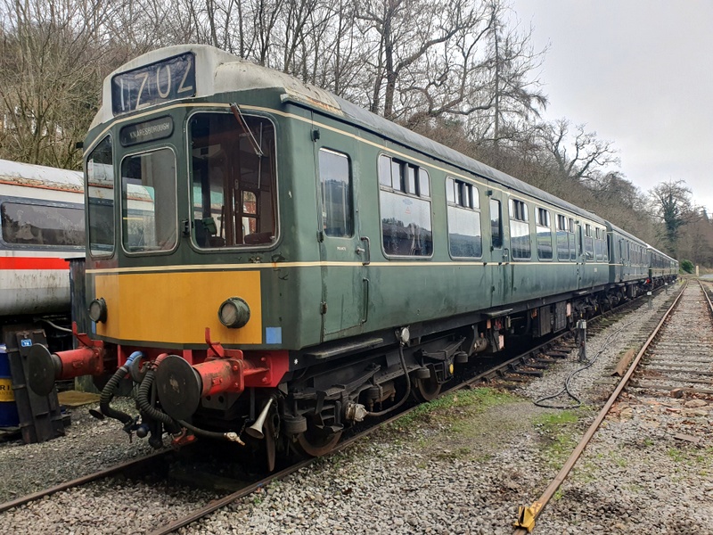 Class 110 power cars 51842 and 51813 shortly after arrival at Pentrefelin