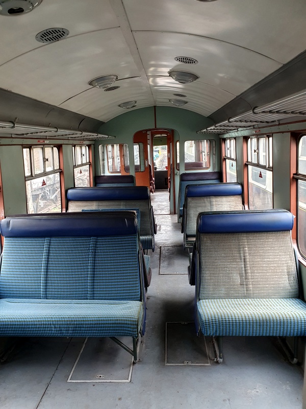 Class 110: 51813 second class area