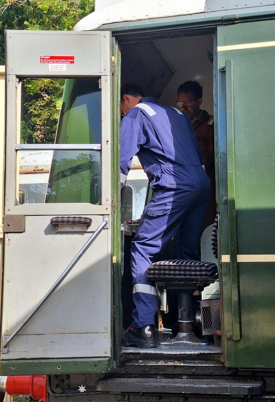Class 108: How to prime the brake system before moving off